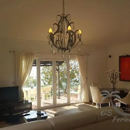 Casa Holger بيت للعطل *